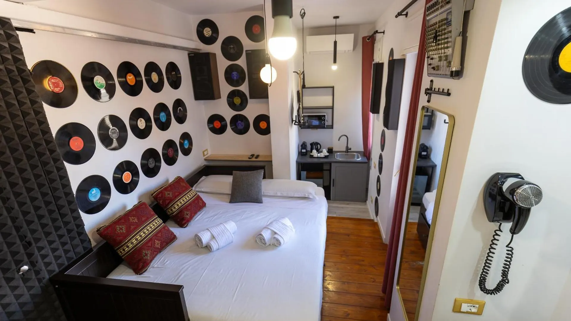 Mytinyhome Festina Lente Řím Itálie